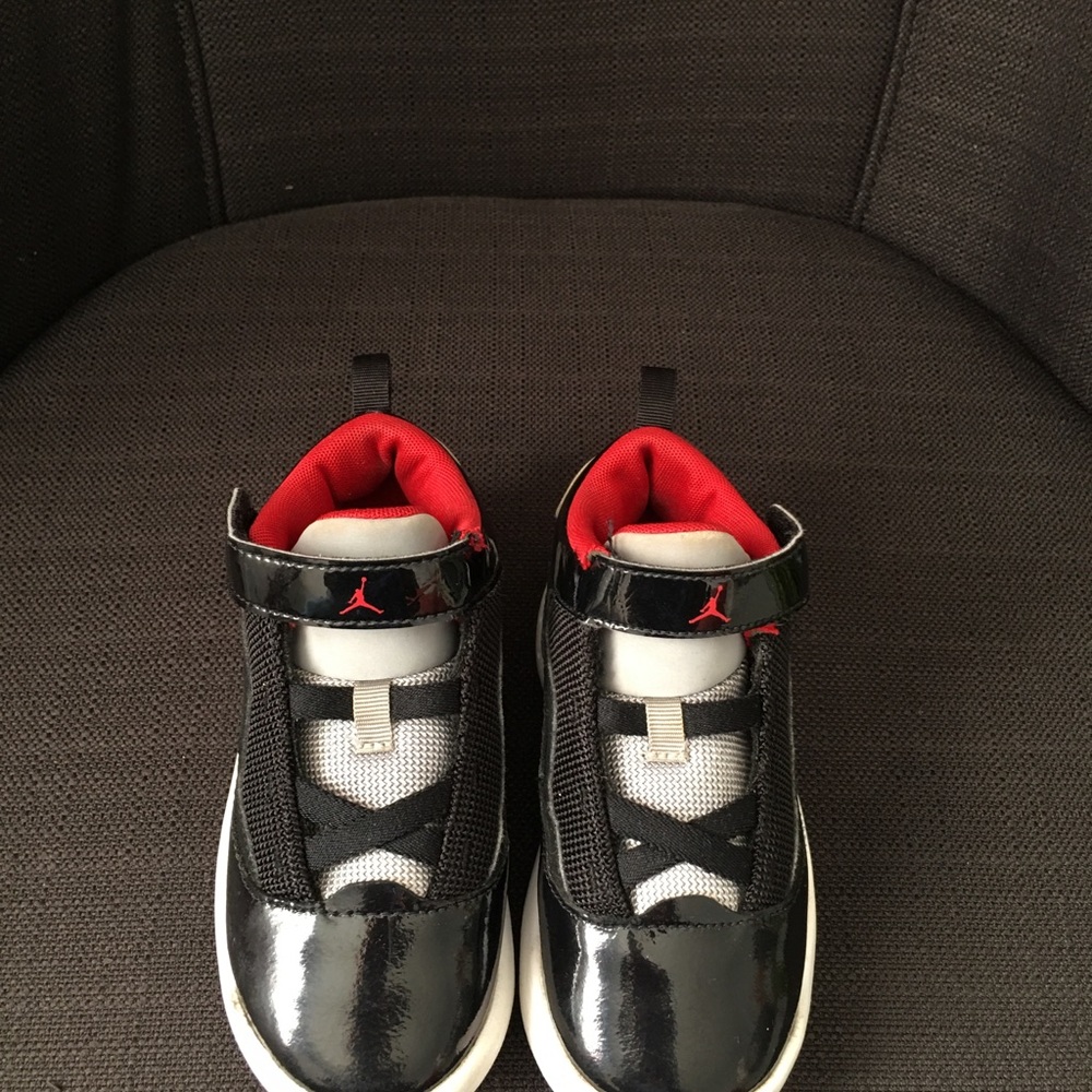 Boys Jordan size9c